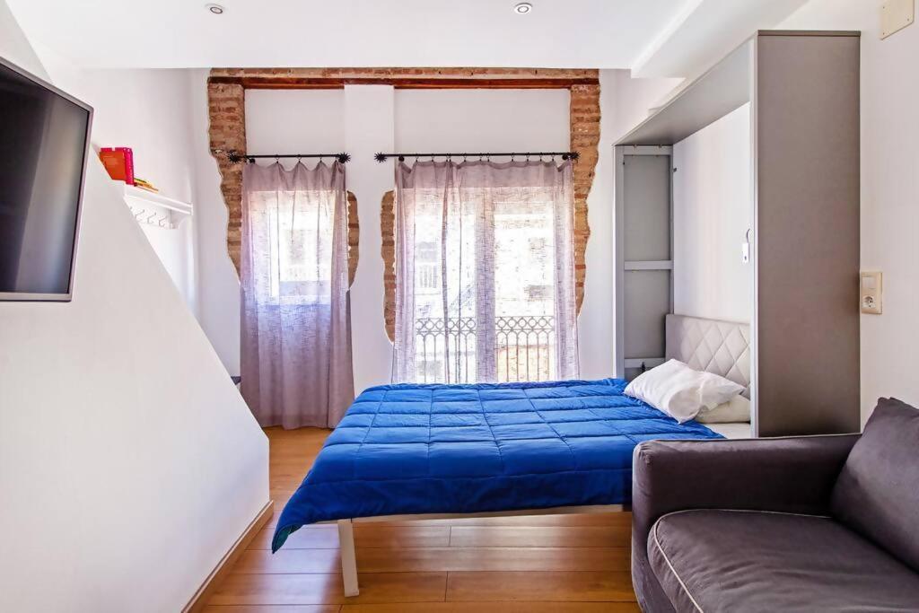 Apartamento Con Terraza Privada Cerca De La Playa Валенсия Екстериор снимка